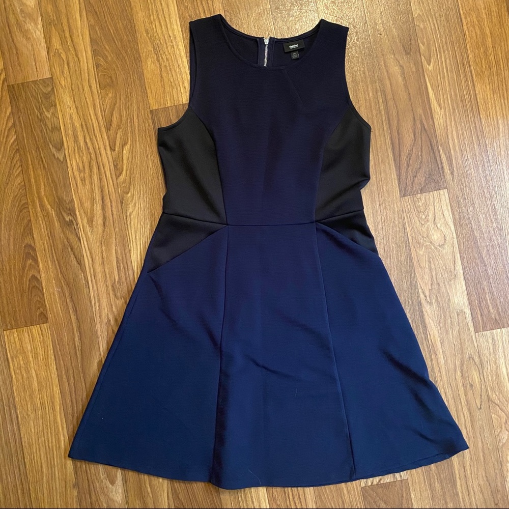 EUC Mossimo A-line Dress WITH POCKETS